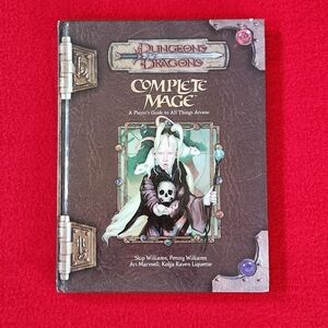 📘 Dungeons & Dragons: Complete Mage Book – Pre-Owned, Very Good Condition